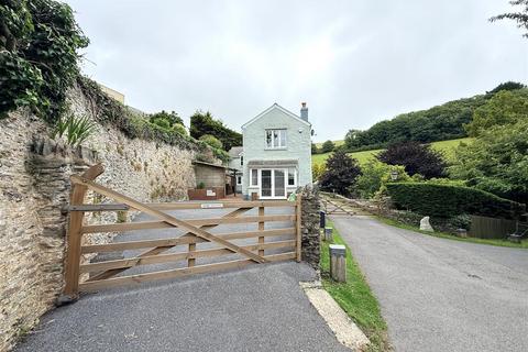 4 bedroom detached house to rent, Castle Road, Kingswear, Dartmouth