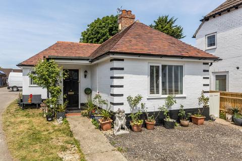 2 bedroom detached bungalow for sale, Radley Road, Abingdon OX14