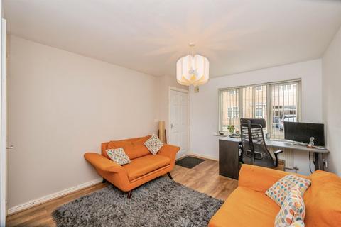 3 bedroom townhouse for sale, Barker Round Way, Burton-On-Trent