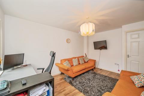 3 bedroom townhouse for sale, Barker Round Way, Burton-On-Trent