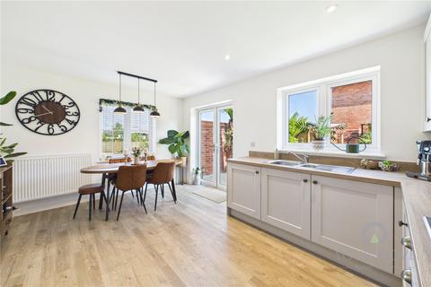 3 bedroom detached house for sale, Bulrush Grove, Kettering NN14