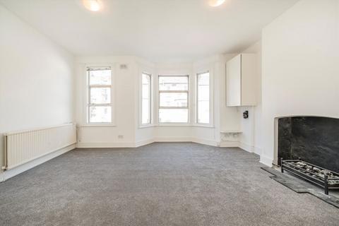 1 bedroom flat for sale, Davisville Road, London W12