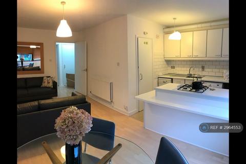1 bedroom flat to rent, Brownlow Mews, London, WC1N