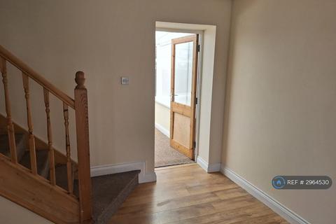 2 bedroom terraced house to rent, Old Mill Road, Torquay, TQ2