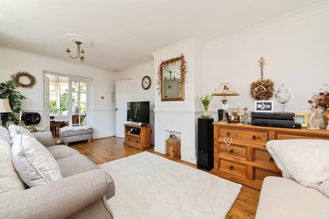3 bedroom semi-detached house for sale, Raleigh Crescent, Stevenage