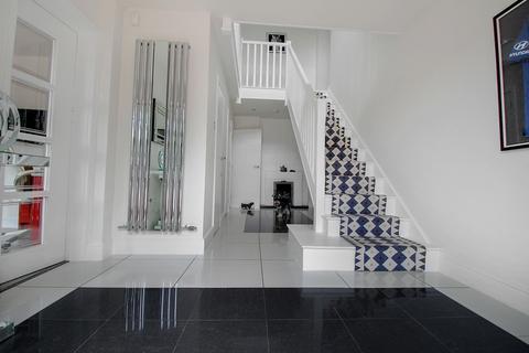 6 bedroom country house for sale, Handcross Road, Plummers Plain