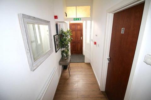House share to rent, Lancelot Road, Wembley