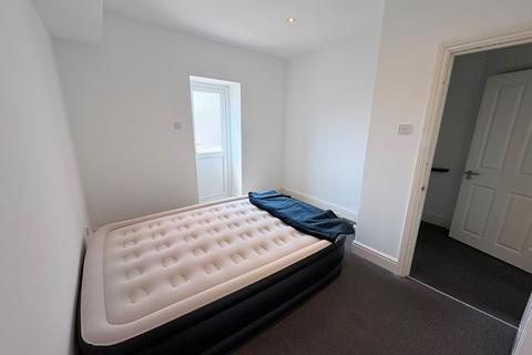 2 bedroom apartment to rent, Cavendish Place, EASTBOURNE
