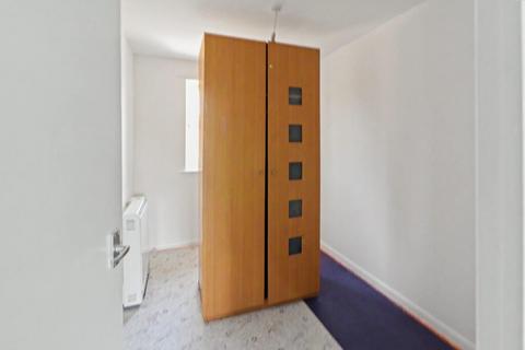 2 bedroom flat to rent, Prestatyn Close, Stevenage SG1