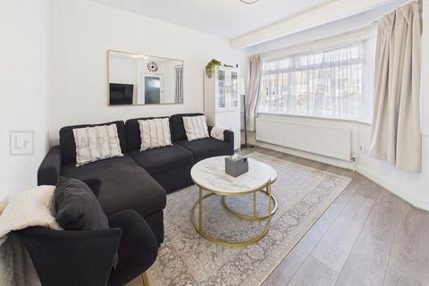 2 bedroom terraced house to rent, Chelston Road, Ruislip, HA4
