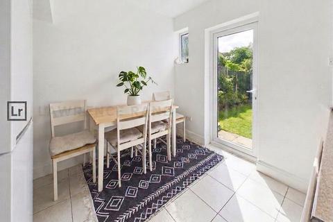 2 bedroom terraced house to rent, Chelston Road, Ruislip, HA4