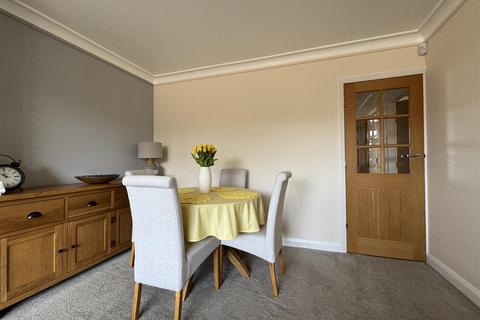 3 bedroom semi-detached bungalow for sale, Huddersfield Road, Skelmanthorpe, Huddersfield, HD8 9AS
