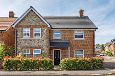 4 bedroom detached house for sale, Skylark Avenue, Emsworth, PO10