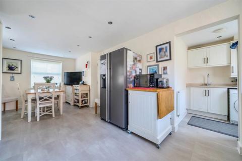 4 bedroom detached house for sale, Skylark Avenue, Emsworth, PO10