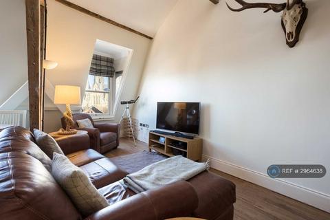 2 bedroom flat to rent, Hunter House, York, YO1
