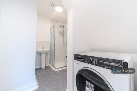 1 bedroom in a house share to rent, Stallard Street, Trowbridge, BA14