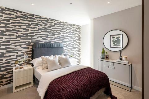 2 bedroom flat for sale, Rookwood Way, London