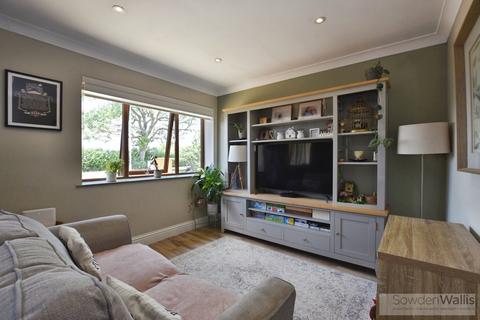 4 bedroom detached bungalow for sale, Essendine Road, Uffington, Stamford