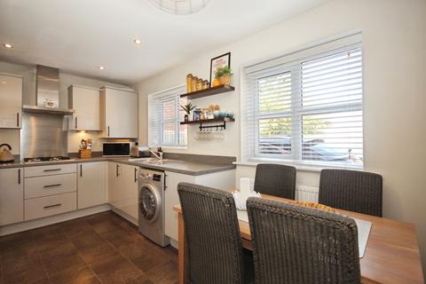 2 bedroom coach house for sale, Weir Way, Coventry, CV3