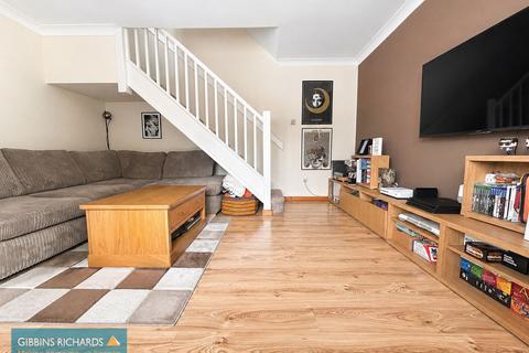 2 bedroom end of terrace house for sale, Ryburn Close, Taunton