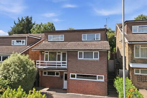 Queens Road, Brentwood CM14