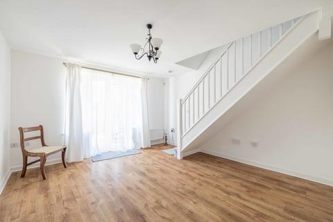 2 bedroom semi-detached house for sale, Parsons Road, Langley
