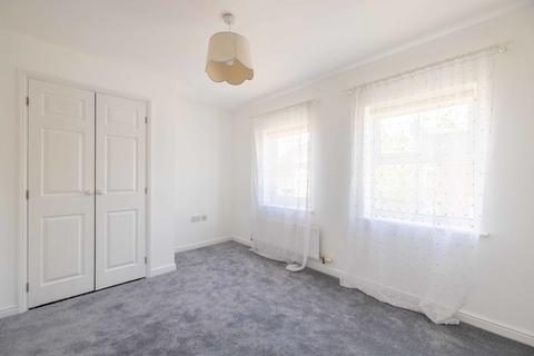 2 bedroom semi-detached house for sale, Parsons Road, Langley