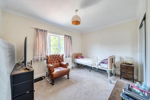 2 bedroom apartment for sale, Church Street, Faringdon, Oxfordshire, SN7