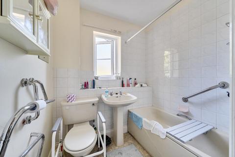 2 bedroom apartment for sale, Church Street, Faringdon, Oxfordshire, SN7