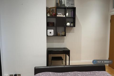 1 bedroom flat to rent, Beaufort Road, Kingston Upon Thames, KT1
