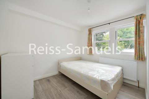 4 bedroom apartment to rent, High Street, Whitton TW2