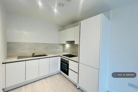 2 bedroom flat to rent, Cranton Avenue, Hayes, Middlesex, UB3