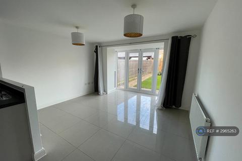 4 bedroom semi-detached house to rent, Countess Way, Brooklands, Milton Keynes, MK10