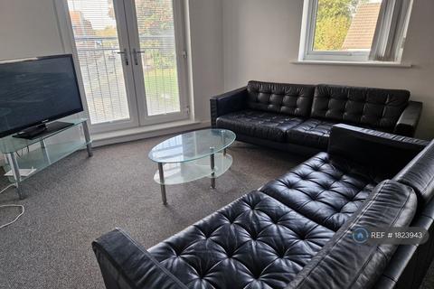 1 bedroom in a flat share to rent, Delta Point, Salford, M3