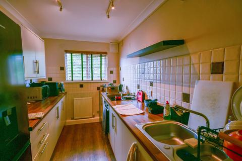 2 bedroom flat for sale, Arklecrag, Washington NE37