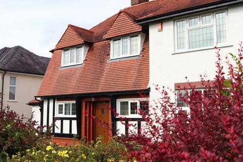 3 bedroom detached house for sale, Carmarthen Road, Llandeilo, SA19
