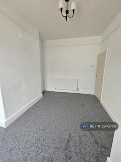 2 bedroom terraced house to rent, Kenyon St, Manchester, M18