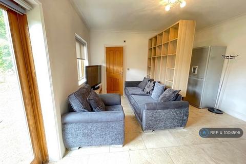 undefined, Keen's Acre, Slough, SL2