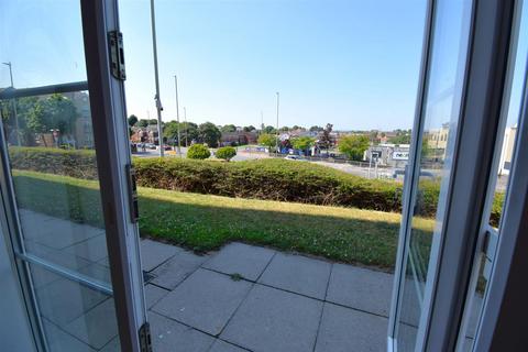 2 bedroom apartment for sale, The Bridges, Spohr Terrace, South Shields