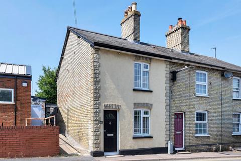 2 bedroom end of terrace house for sale, Mill Road, Royston SG8