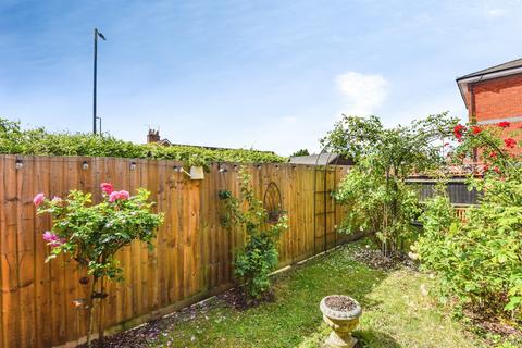 2 bedroom end of terrace house for sale, Commercial Road, Devizes
