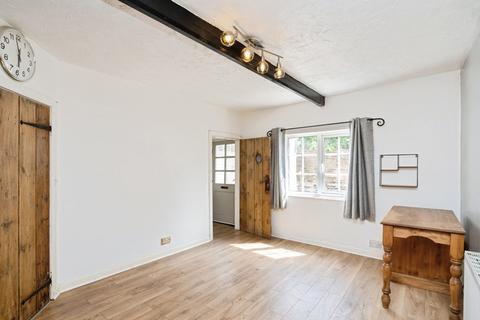 2 bedroom terraced house for sale, Station Road, Robertsbridge, East Sussex, TN32