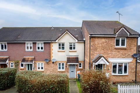 2 bed terraced house for rent in Bolton Road, Maidenbower, RH10