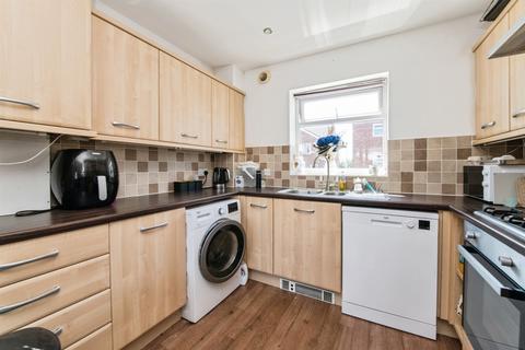 2 bedroom flat for sale, Thursby Walk, Exeter