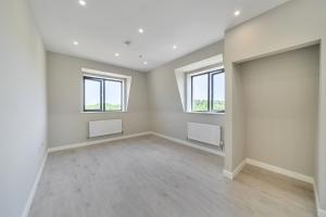 Apartment in Borehamwood - View 2
