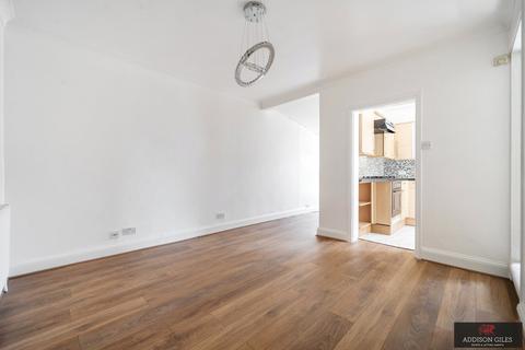 2 bedroom end of terrace house for sale, The Crescent, Slough, Berkshire, SL1