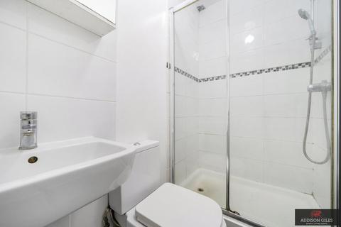 2 bedroom end of terrace house for sale, The Crescent, Slough, Berkshire, SL1