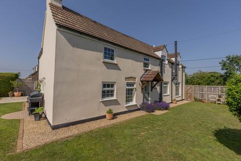 4 bedroom detached house for sale, Callow Hill, Brinkworth, SN15