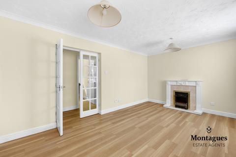 undefined, Forest Drive, Theydon Bois, CM16