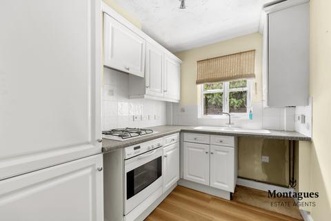 undefined, Forest Drive, Theydon Bois, CM16